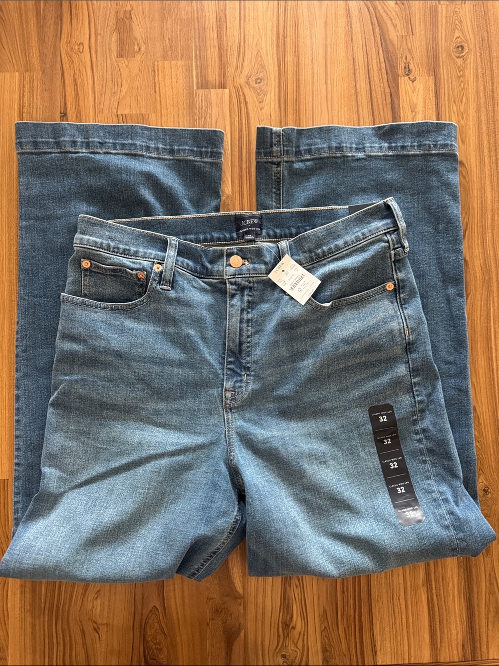NWT J. Crew Women's Classic Wide Leg Jeans 32
